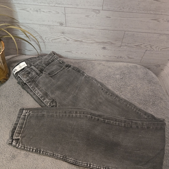 Zara High Waist Skinny Jeans Sz 4 - Picture 7 of 7